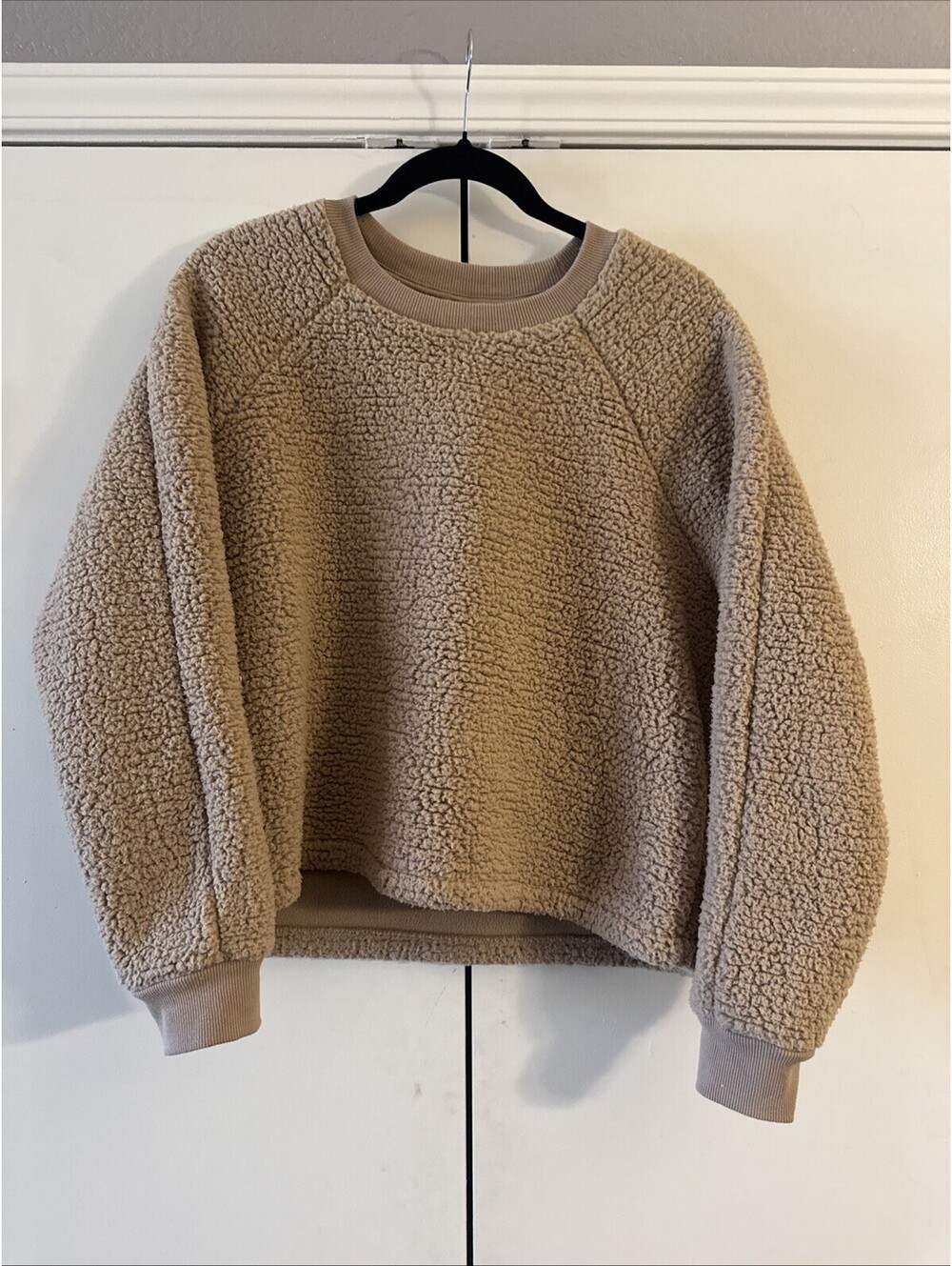 Banana Republic Sherpa Fleece Pullover Women’s Medium Tan Teddy Crewneck